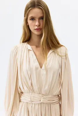 Robe drapée avec détail noué - Beige clair — photo 1