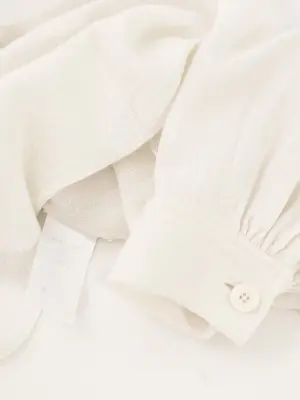 Blouse col montant en crêpe et dentelle blanc crème Prix boutique 1400€ Taille 36 — photo 2