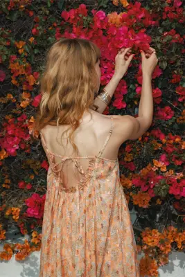 Robe à fines bretelles Femme — photo 3