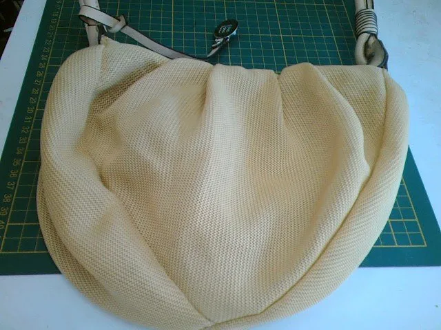 Maroquinerie petit sac jaune