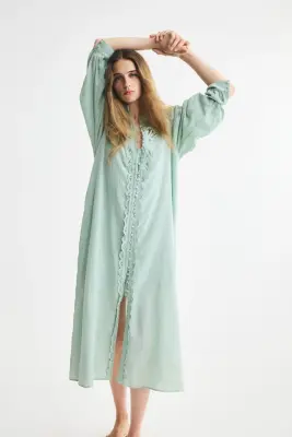 Robe en coton avec dentelle - Turquoise clair — photo 2