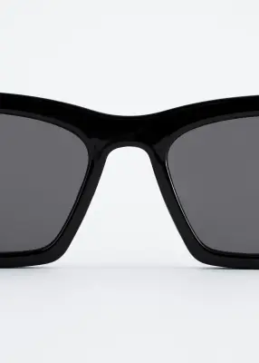 Lunettes de soleil œil de chat angulaires - Noir — photo 3