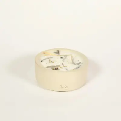 Bougie fleurie et pot en grès, parfum Jardin d'Hiver — photo 3