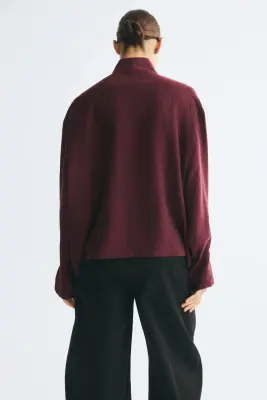 Chemise en tissu texturé avec détail boutonné - Bordeaux — photo 4