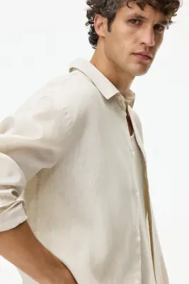 Chemise Relaxed Fit en lin - Crème — photo 3