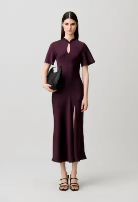 Robe fluide col victorien