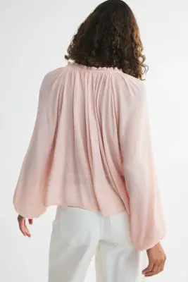 Blouse en viscose mélangée avec manches ballon - Rose clair — photo 2