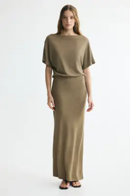 Robe en maille avec encolure bateau - Vert kaki — photo 1