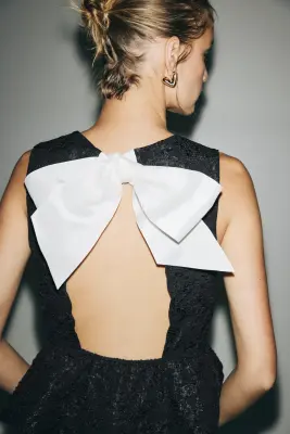 Top péplum avec nœud - Noir — photo 2
