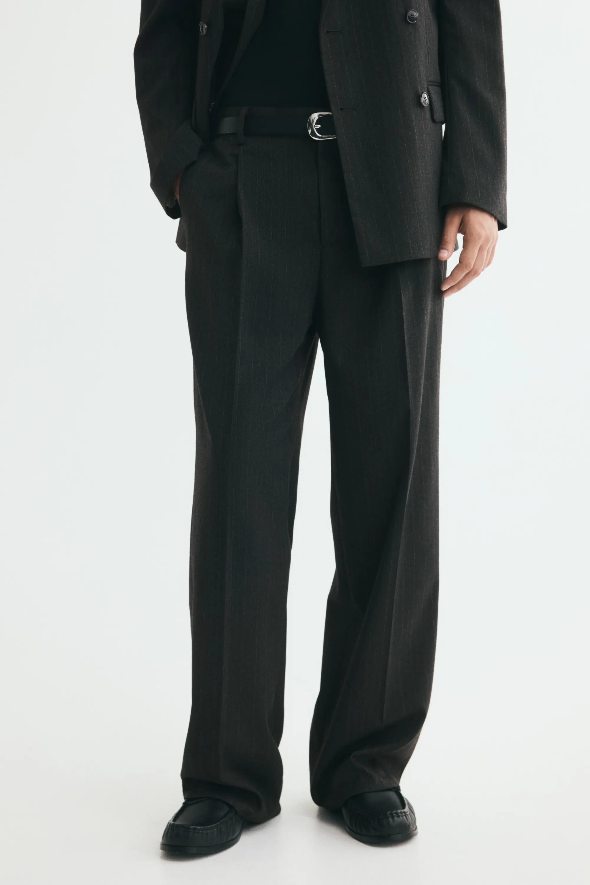 Pantalon de costume Relaxed Fit - Noir/rayures tennis