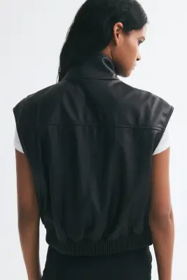 Veste sans manches oversize en tissu enduit - Noir — photo 3