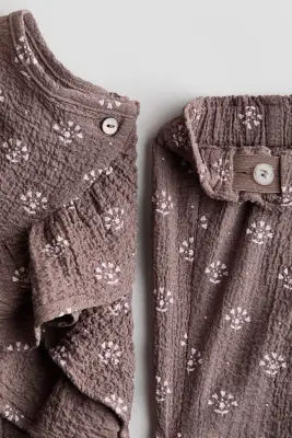 Ensemble 2 pièces avec top et pantalon - Marron clair/fleuri — photo 3