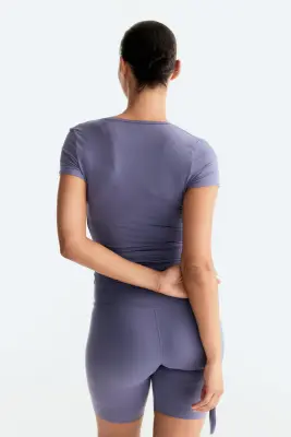 Top de sport cache-cœur en modal - Violet ancien — photo 5