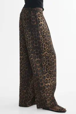 Pantalon barrel avec plis - Marron/imprimé léopard — photo 2