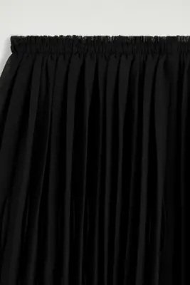 SHORT PLISSÉ EN GEORGETTE - NOIR — photo 5