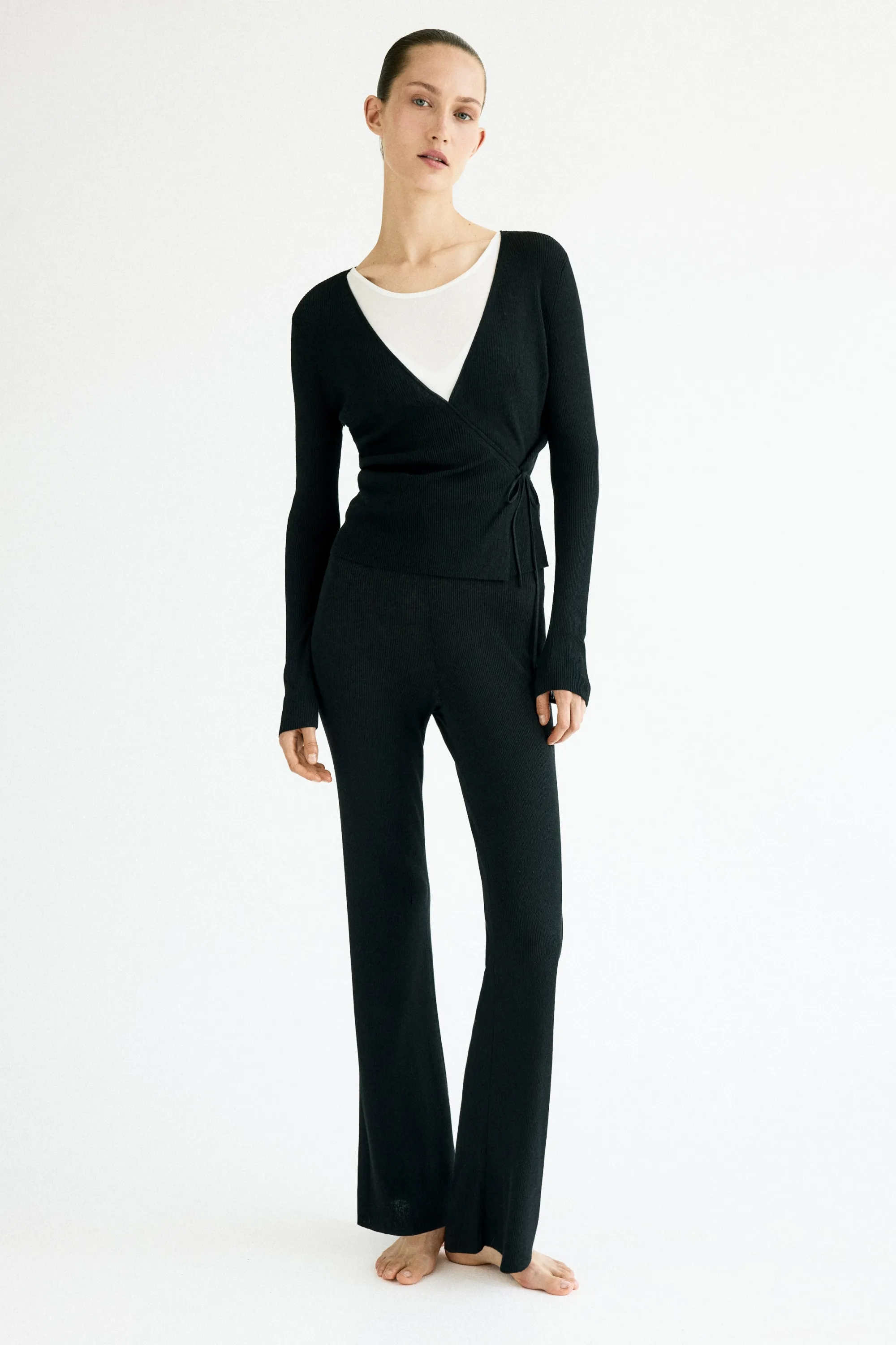 Gilet croisé en maille côtelée - Noir