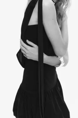 Robe asymétrique à effet drapé - Noir — photo 3