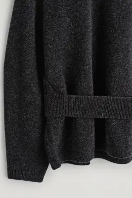 PULL EN LAINE MÉRINOS À DÉTAIL CEINTURE - GRIS ANTHRACITE CHINÉ — photo 5