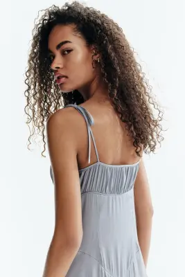 Robe volantée avec bretelles à nouer - Gris — photo 1