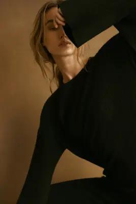 Robe en maille torsadée - Noir — photo 3