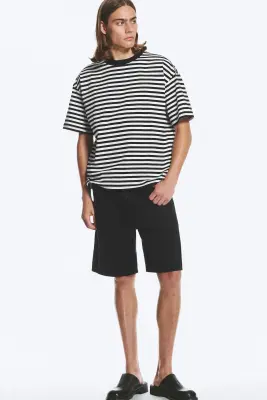 T-SHIRT COUPE AMPLE - Rayé Blanc/Noir — photo 1