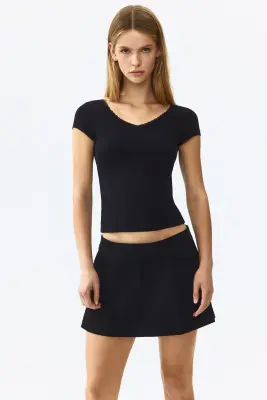 Top en viscose avec dentelle - Noir — photo 1