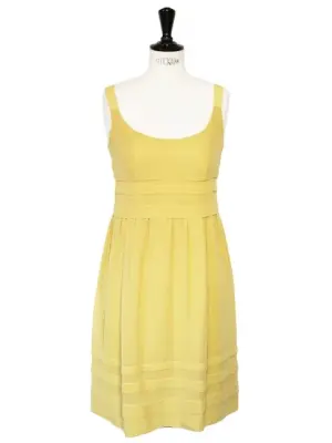 Robe à bretelles en mousseline de soie jaune doux Px boutique 1200€ Taille 36/38 — photo 1