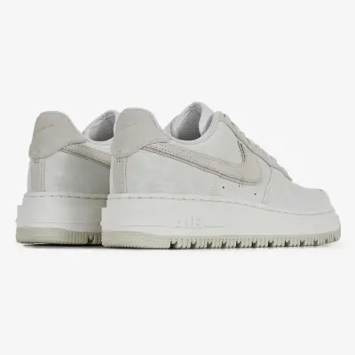 AIR FORCE 1 LUXE — photo 4