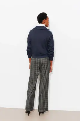Pantalon large à carreaux — photo 4