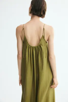 Robe maxi avec bretelles à nouer - Vert olive — photo 2