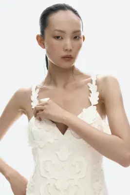 Robe à bretelles fines avec applications - Crème — photo 2