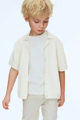 Chemise en maille texturée avec col cubain - Crème — photo 2