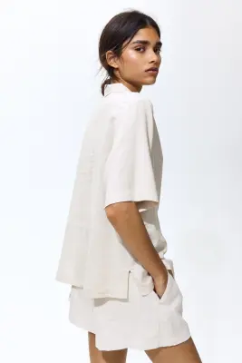 Chemise en lin mélangé avec col cubain - Beige clair — photo 2