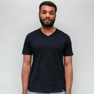 T-shirt Martin col V noir — photo 1