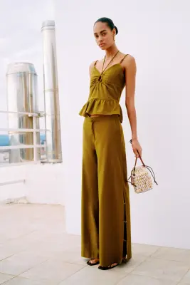 Pantalon en lin mélangé avec ouvertures - Vert olive — photo 1
