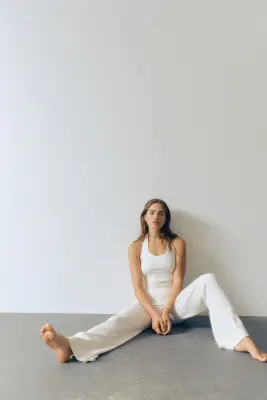 Pantalon large en maille côtelée - Crème — photo 4