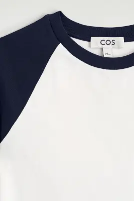 T-SHIRT SLIM À MANCHES RAGLAN EN COTON - Blanc / Bleu marine — photo 5