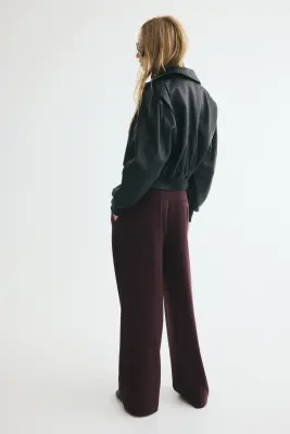 Pantalon à pinces avec ceinture à nouer - Marron foncé — photo 3