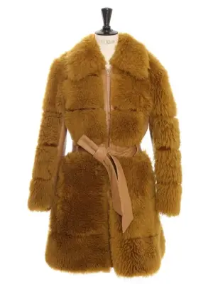 Manteau shearling en peau retournée ceinture cuir camel Prix boutique 4000€ Taille 38 — photo 1