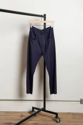 Sofie D’Hoore – PHILL Low Crotch Chino Trouser – MIDNIGHT — photo 2