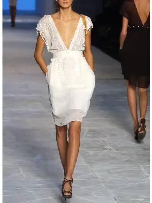 Iconique robe en coton blanc à pompon Printemps été 2003 par Phoebe Philo Taille 36 — photo 2