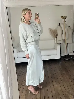 Jupe midi en soie vert d'eau Prix boutique 370€ Taille XS — photo 3
