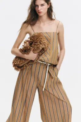 Pantalon large avec détails croisés - Beige foncé/rayé — photo 1
