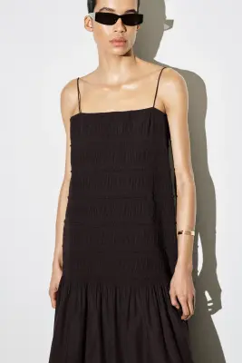 ROBE MIDI FRONCÉE À TAILLE BASSE EN POPELINE - BRUN FONCÉ — photo 2