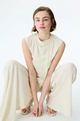 Pantalon froissé à effet croisé - Beige clair — photo 1