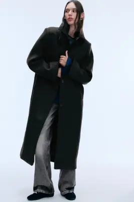 Manteau oversize en laine mélangée à boutonnage simple - Chevrons brun foncé — photo 1
