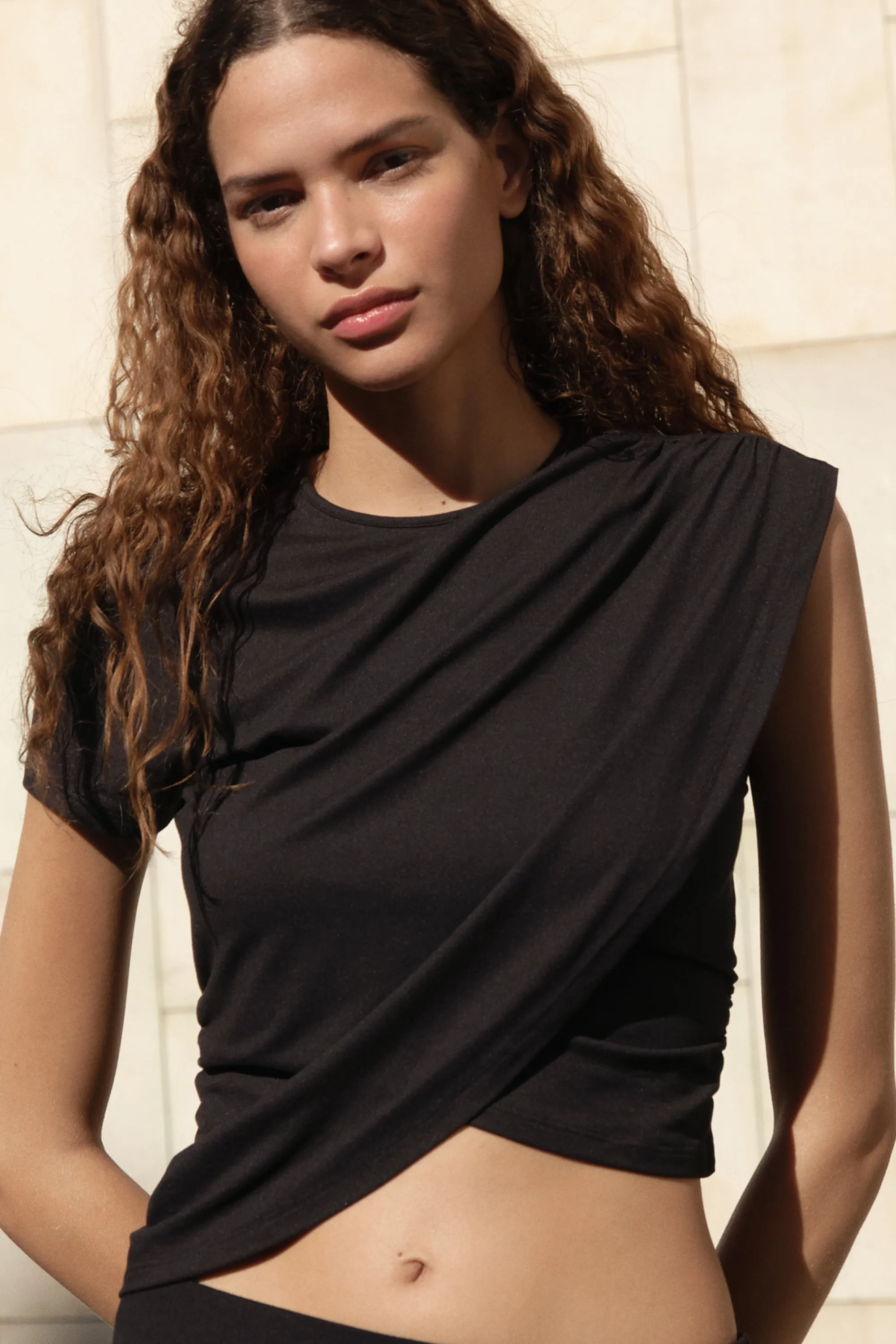 Top à effet superposé - Noir