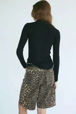 Short Bermuda en denim - Beige/imprimé léopard — photo 2