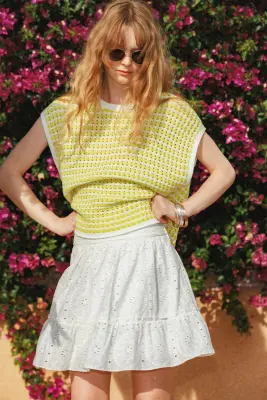 Mini-jupe en broderie anglaise — photo 2