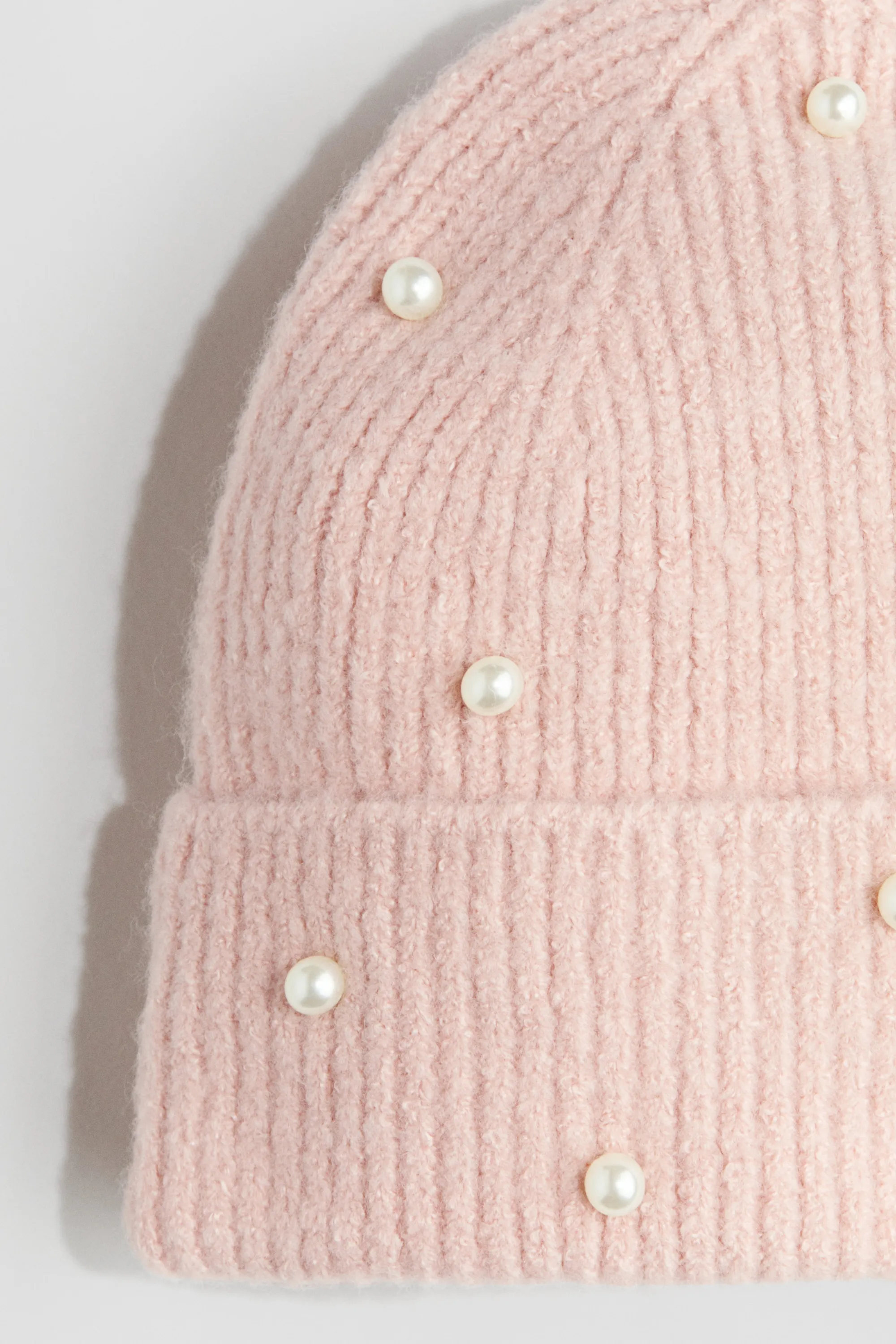 Bonnet en maille côtelée avec détails décoratifs - Rose